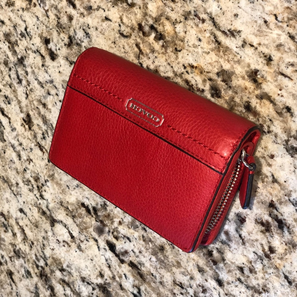 Coach Medium Bifold Wallet (Red)